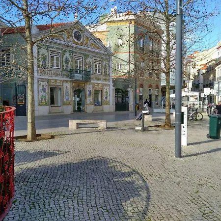 Апартаменты Arco Da Graca Downtown *